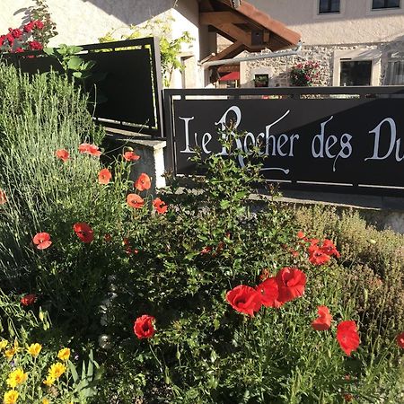 Le Rocher Des Ducs, Vue Sur Montagne, Abris Voitures Et Motos Le Glaizil エクステリア 写真
