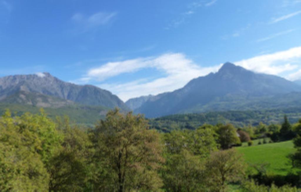 Le Rocher Des Ducs, Vue Sur Montagne, Abris Voitures Et Motos Le Glaizil 部屋 写真